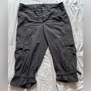 Athleta capri pants